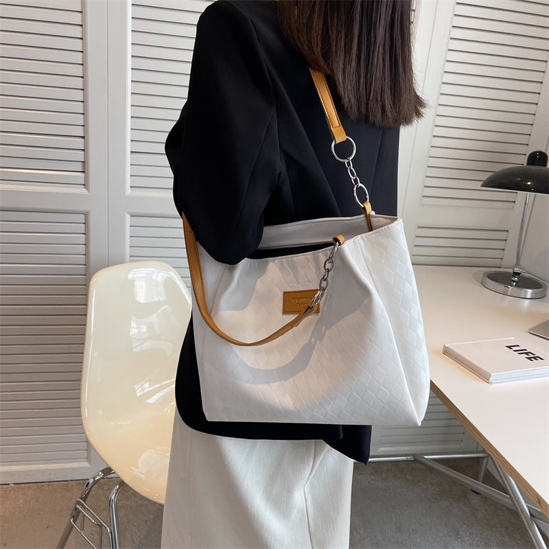 Chain Shoulder Bag
